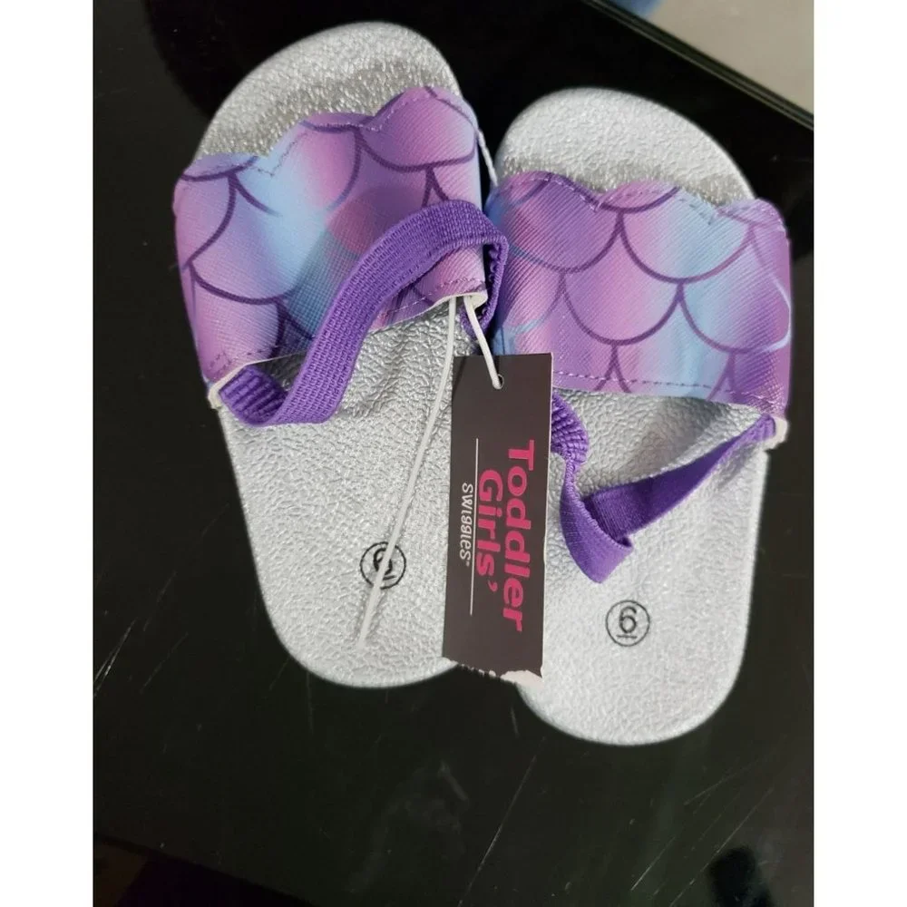 Swiggles Girls Baby Size 6 mermaid Scale Sandals New flip flops silver purple